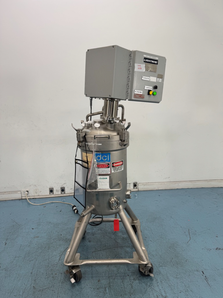Image of DCI Inc 70L Portable Mixing Tank